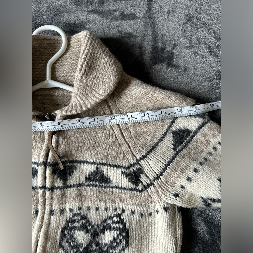 TNA sea to sky sweater size S - Picture 8 of 9